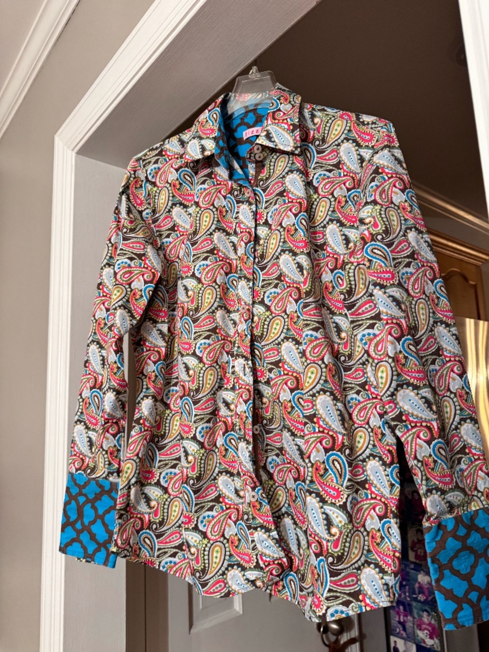 Tizzie Vibrant Paisley Print Long Sleeve Button Down Shirt Contrasting Cuffs